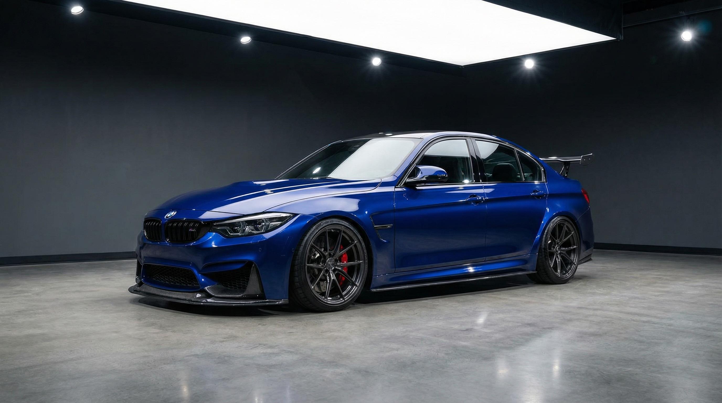 四虎视频深海蓝轿车改装视频